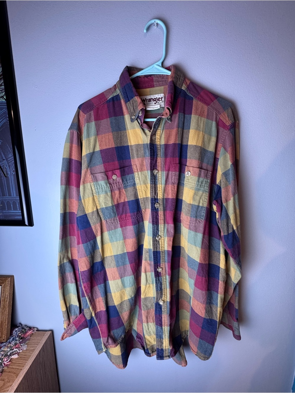 Wrangler Men's Multicolor Plaid Button-Down Shirt